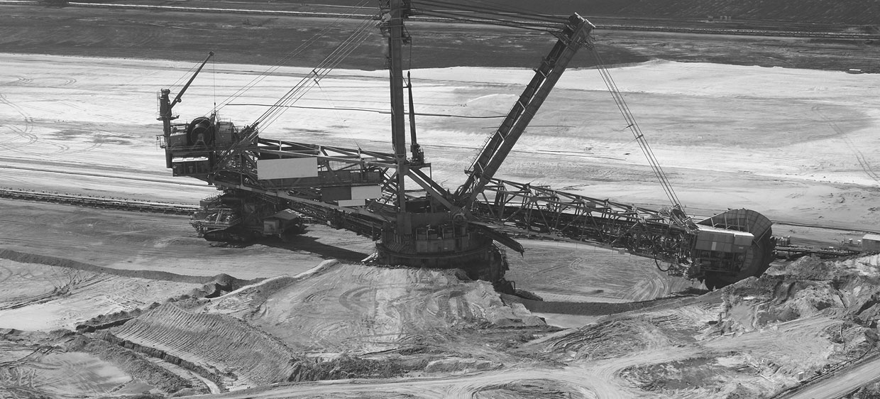 Invest 投資 Invest 投資