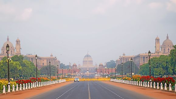 he Rashtrapati Bhavan is the official residence of the President of India located at the Western end of Rajpath in New Delhi, India.