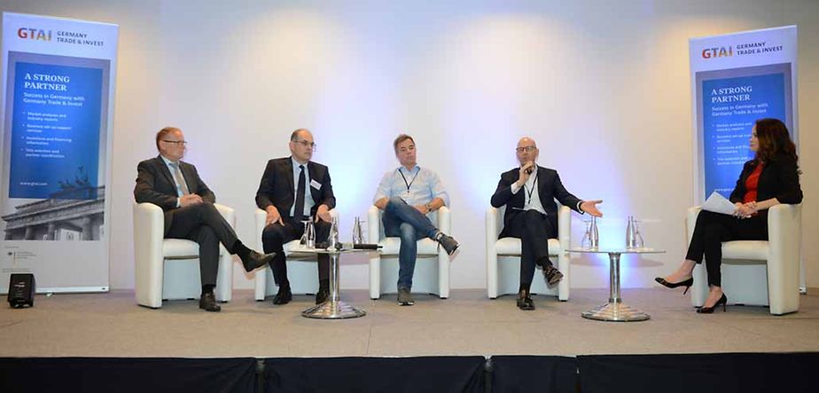 Jubiläumsveranstaltung 10 Jahre GTAI | Paneldiskussion zum Thema "Energie und digitale Infrastruktur - Standortvorteil Deutschland?"