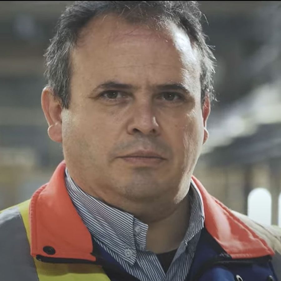 Fernando Javier Berná, Werkleiter, Yesos Knauf