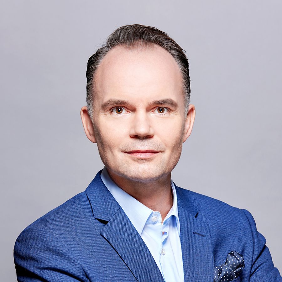 Tino Hildebrand, Executive Vice President, Siemens Korea and Head of Siemens Digital Industries Korea
