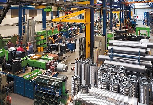 Productions plant for cranes and industrial equipment