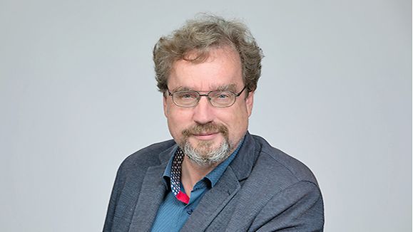 Dr. Achim Kampf