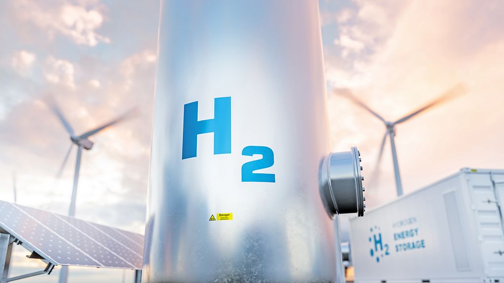 Hydrogen energy storage gas tank with solar panels, wind turbine and energy storage container unit in background. | © malp - stock.adobe.com Hydrogen energy storage gas tank with solar panels, wind turbine and energy storage container unit in background. 3d rendering.