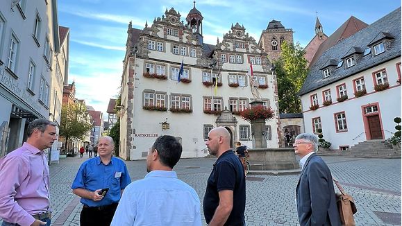 Christian Scholz, Sprecher von Bad Hersfeld präsentiert Smart City Bad Hersfeld